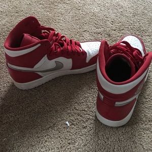 LIKE NEW Red and White Nike Air Force